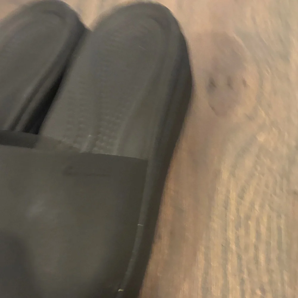CROCS Brooklyn Slide Wedge Black Size 7 - LIKE NEW - Picture 8 of 9